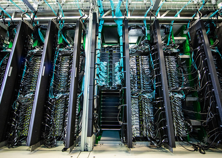 Why Data Network Connectivity is important when choosing a Data Centre